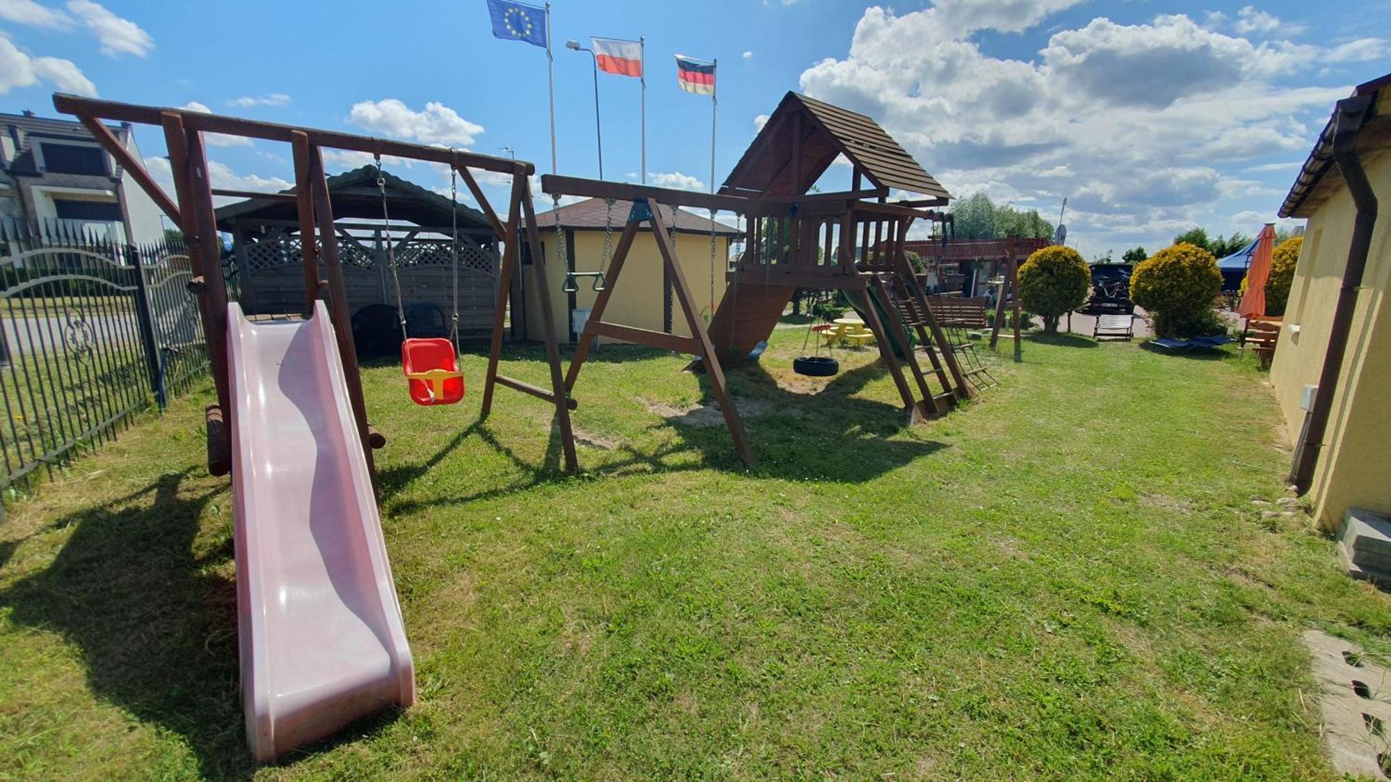 Camping Klif-Nowe Klimatyzowane Domki, 400M Od Centrum Rewala, 30M Od Morza Trzęsacz Exterior foto